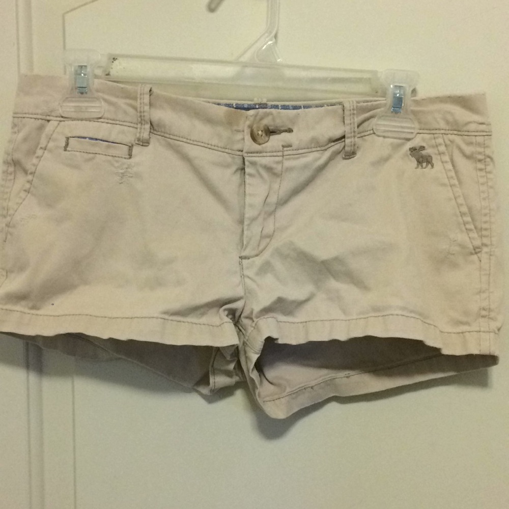 Abercrombie khaki shorts
